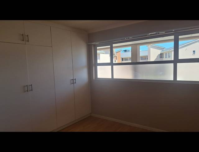 1 bed property to rent in BEACON BAY NORTH